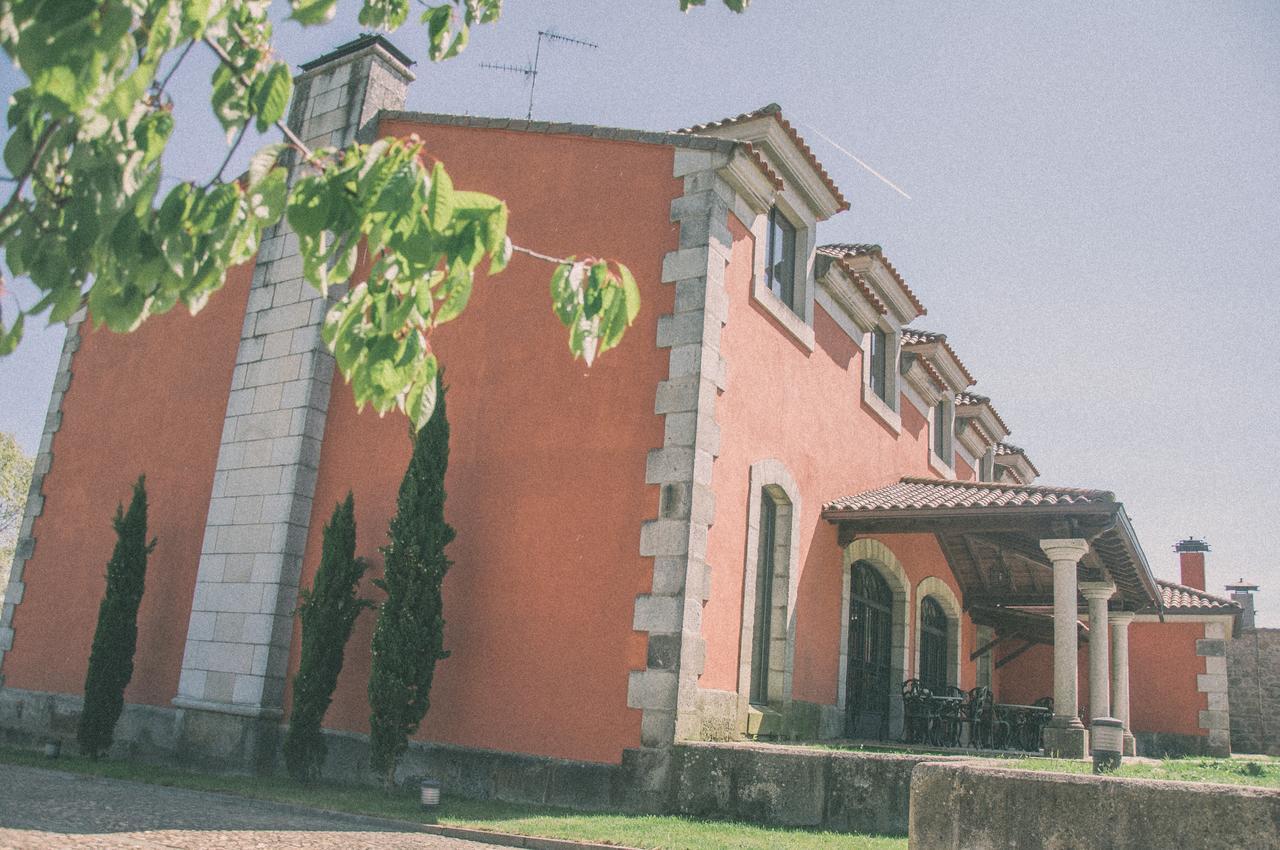 Hotel Casas Del Sevillano El Tornadizo Exterior photo